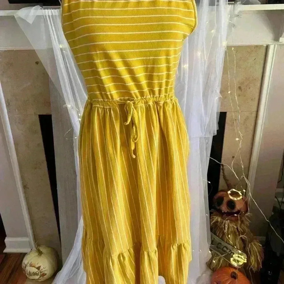 Elagantees Stripe Sleeveless Dress. Lemon color. Small. Gently used. - Picture 2 of 4